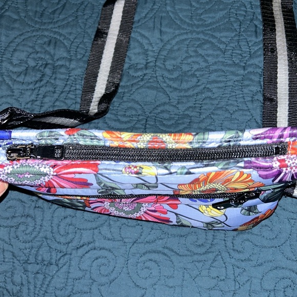 THINK ROYLN Bum Bag Crossbody Bag - Picture 5 of 12